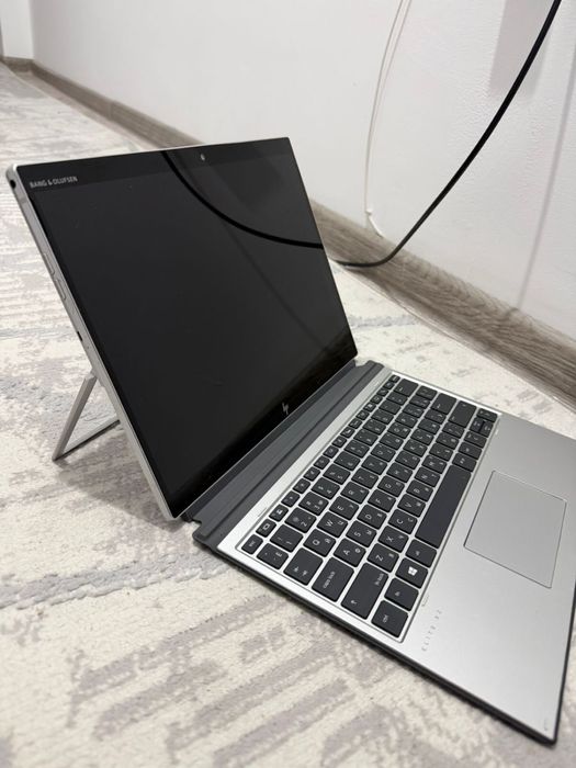 Планшет-ноутбук трансформер