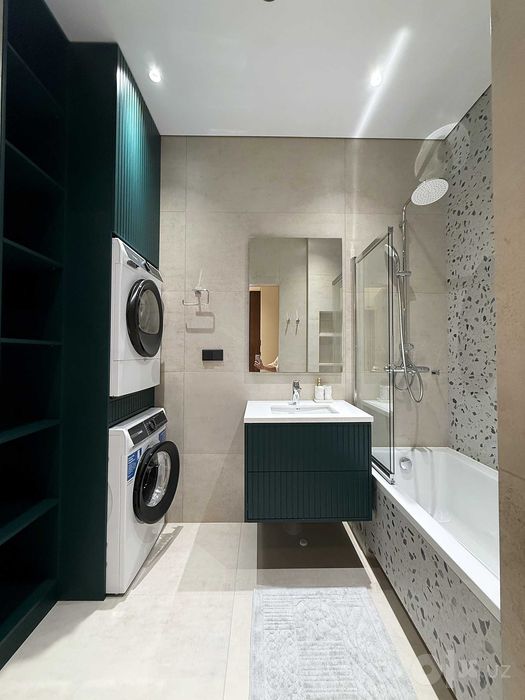 Mirabad Avenue — новая 3-комнатная 80 м², авторский ремонт, 2 балкона