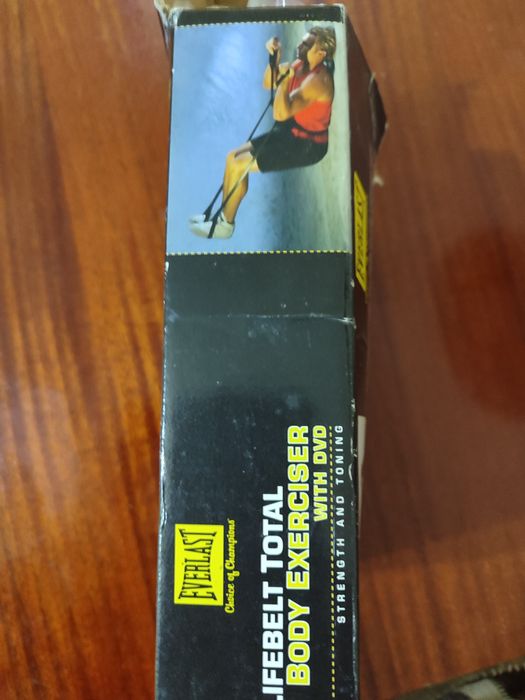 Тренажёр для всего тела со страховочным поясом.