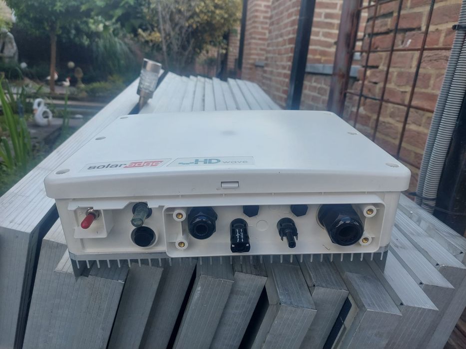 Invertor fotovoltaic
