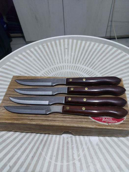 Cuțite vintage pentru friptură