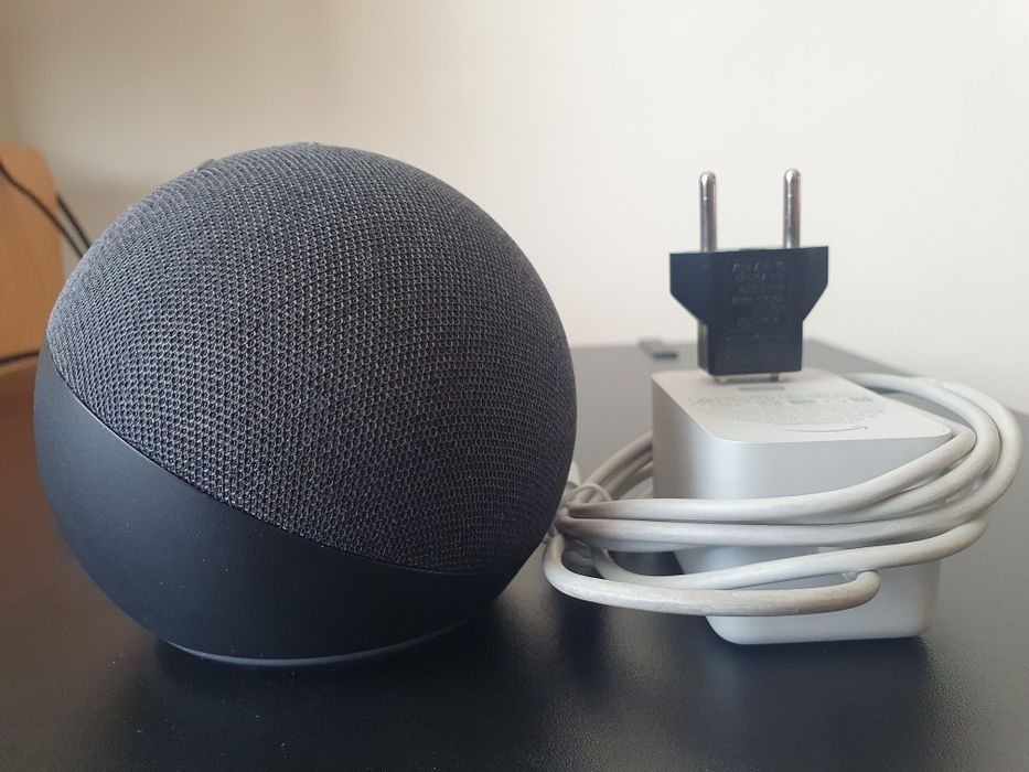 Amazon Alexa Echo Dot 4