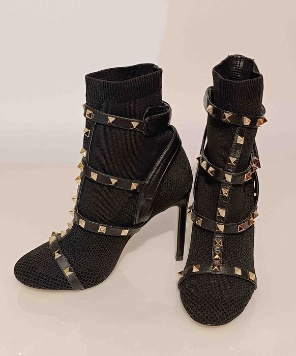 Ботильоны VALENTINO GARAVANI  Rockstud Bodytech