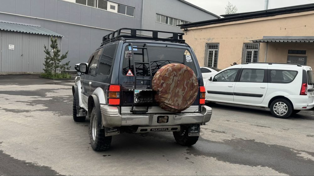 Продам митсубиси паджеро 2