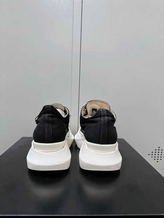 Rick Ownes Abstract Negru cu Alb Low