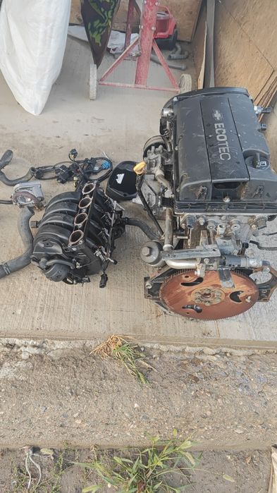 Продам двигатель на Шевроле Круз