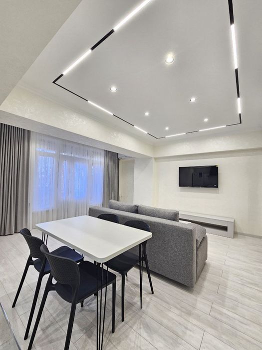 Аренда. М. Ойбек. 2-комн
Посольство Кореи 
2/6/9, 65 м2