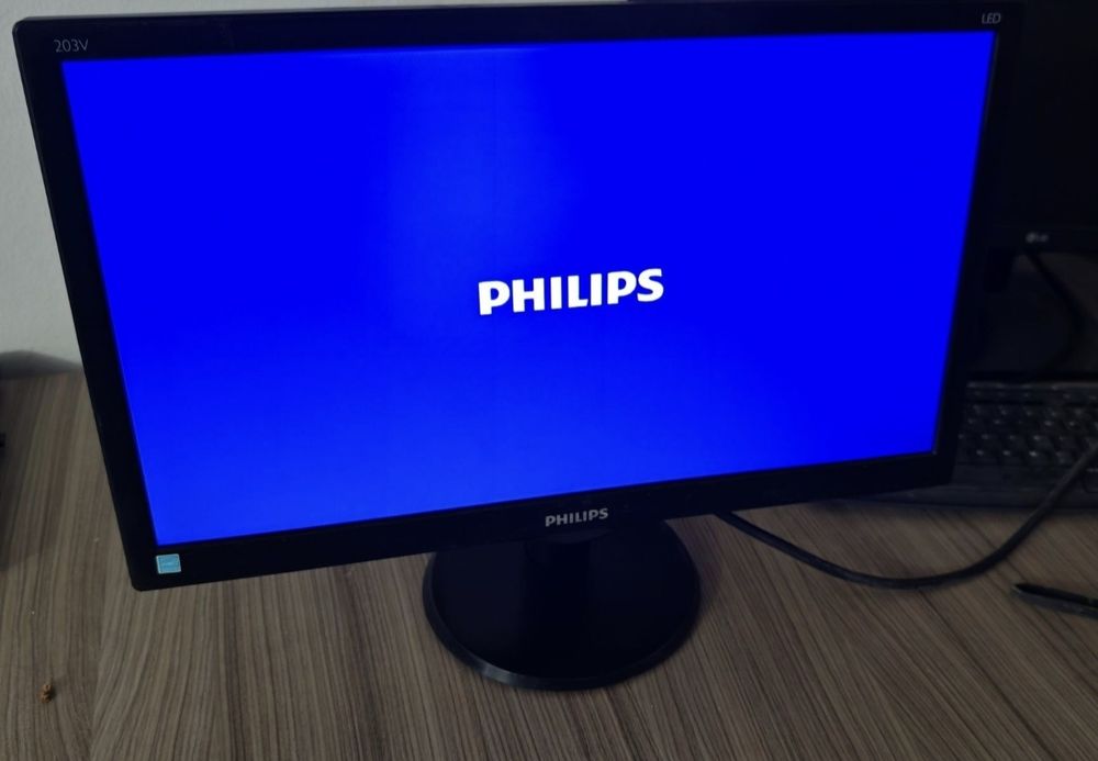 Monitor Philips 19.5