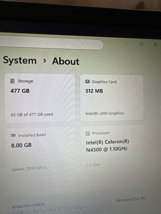 Vand laptop ASUS