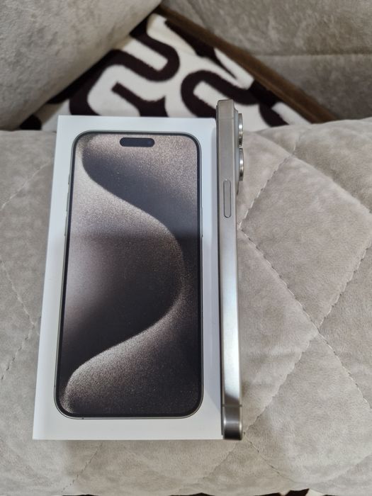 Продам Iphone 15 pro max (256Gb)