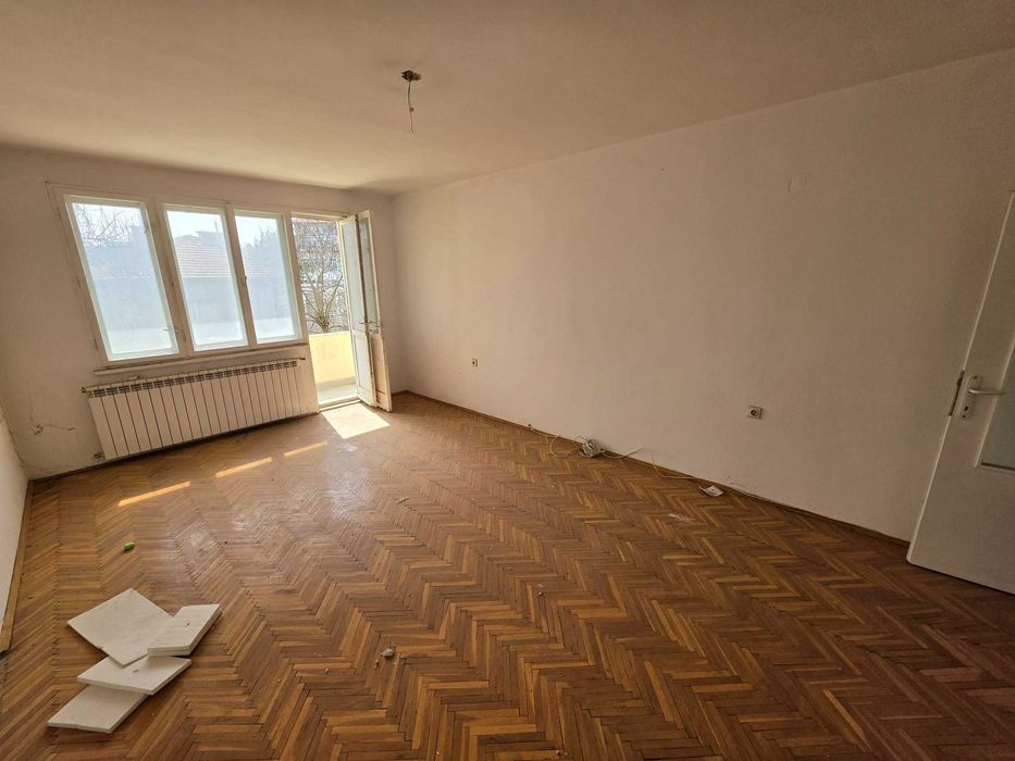 Четиристаен апартамент, 120кв.м, Център