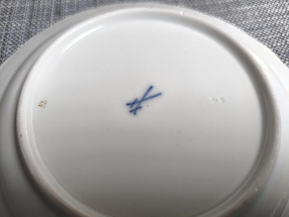 Продавам чиния Мейсън  розов Дракон 1934/45 година Уникат