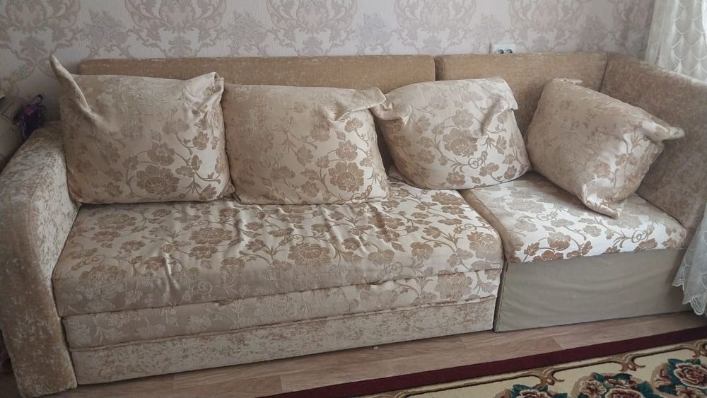 Продам диван в отличном состоянии