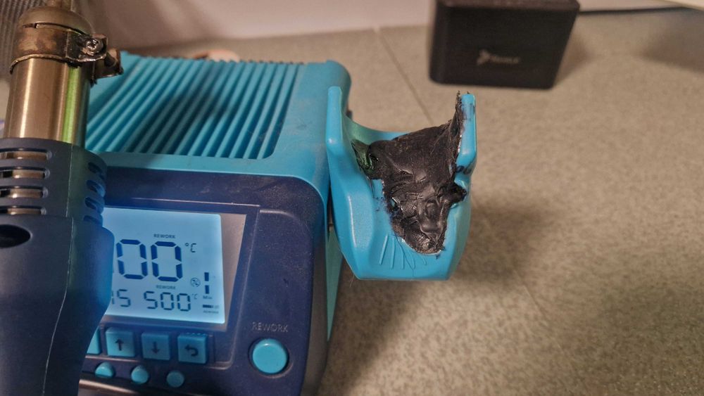 Letcon si suflantă aer cald Bakon Bk881 - 650W + suflantă rezervă