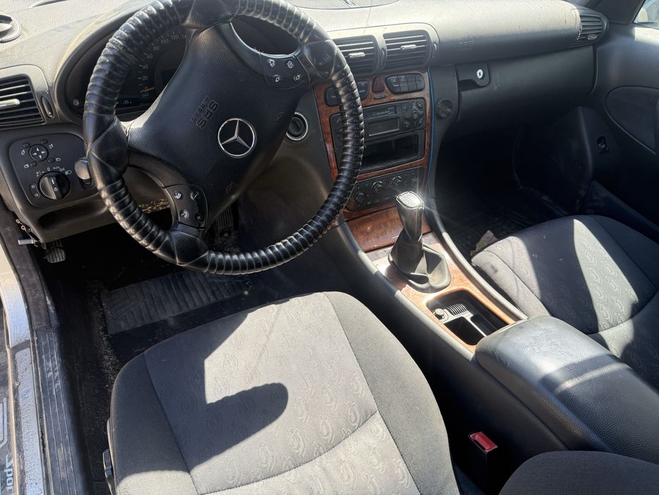 Мерцедес Ц 220 2,2цди 143кс нс части/Mercedes W203 2,2cdi 143ks na chasti