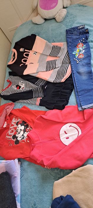 Продам детские вещи