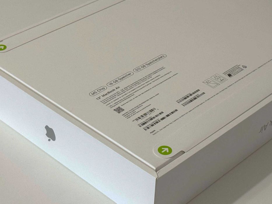 Бартер! Чисто НОВ! 1г. Гаранция! MacBook Air 13" M5 512/16GB