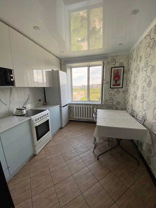 Продается 3-х комн. кв. улучшенной планировки на Степном 1.