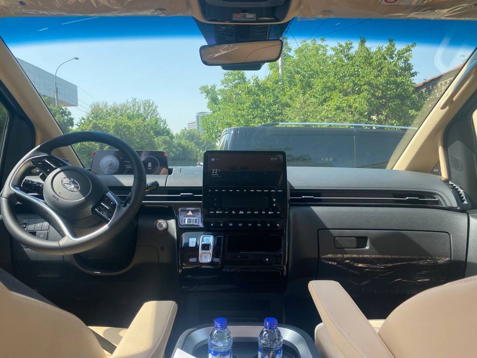 Продаётся Hyundai Staria