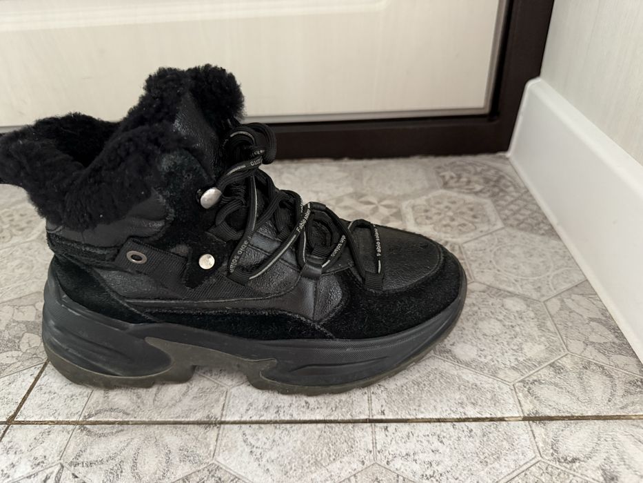 Кросовки 36 р