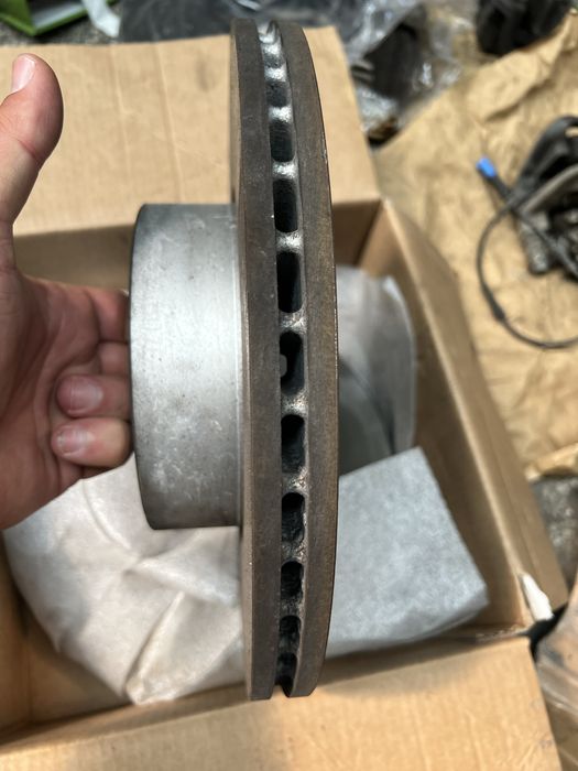 BMW g20-g21 спирачен комплект