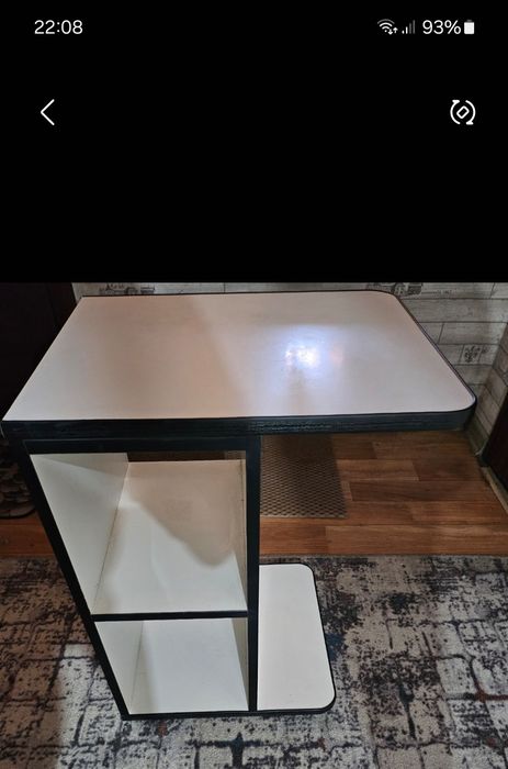 Журнальный столик