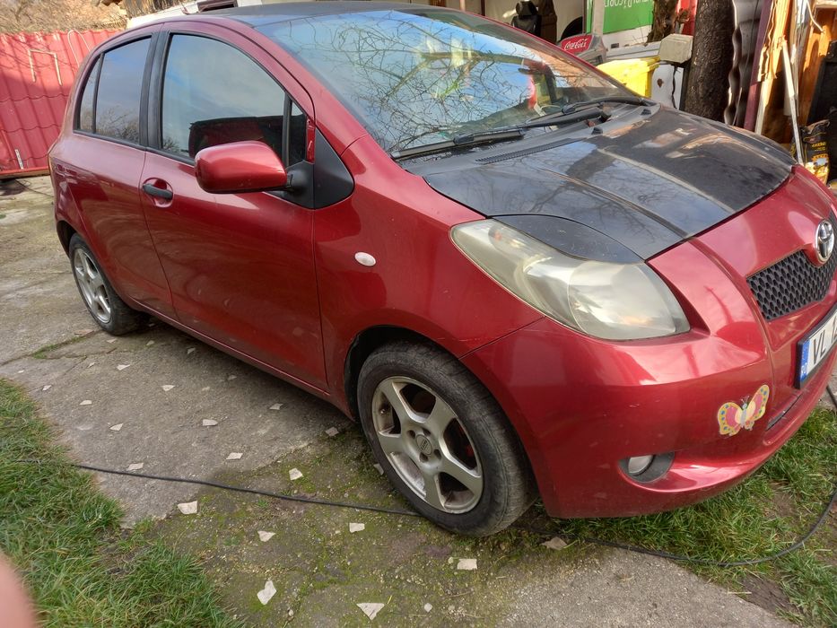 Toyota Yaris 1,3 Benzina