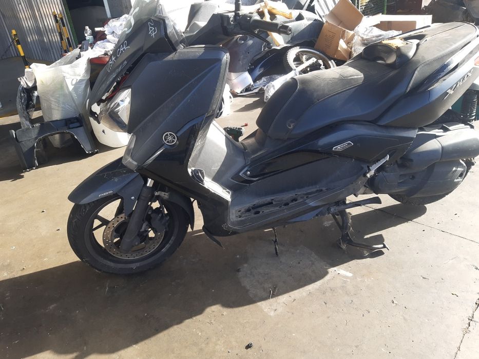 Скутер Ямаха Х-Мах(Yamaha X-Max 400i)-на части