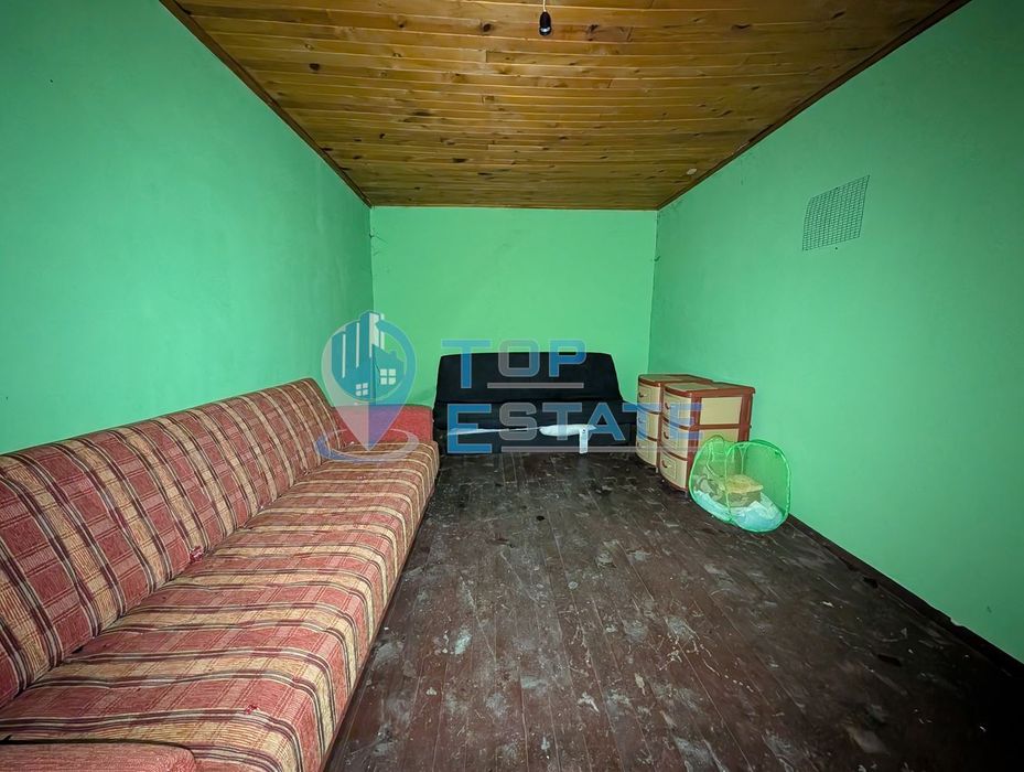 Две къщи в село Сушица