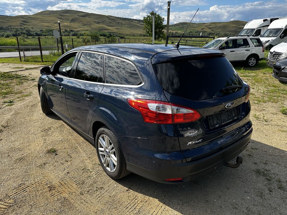 FORD Focus 2014 — imagine 3