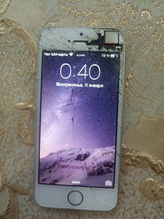 Айфон 5s баз гарантии!
