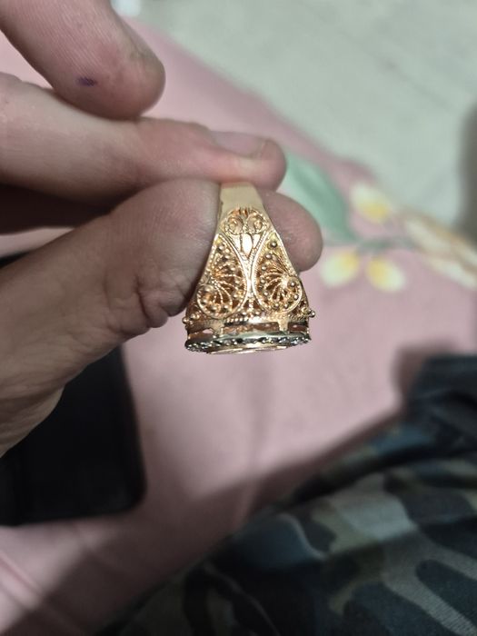 Золотой мужской перстень