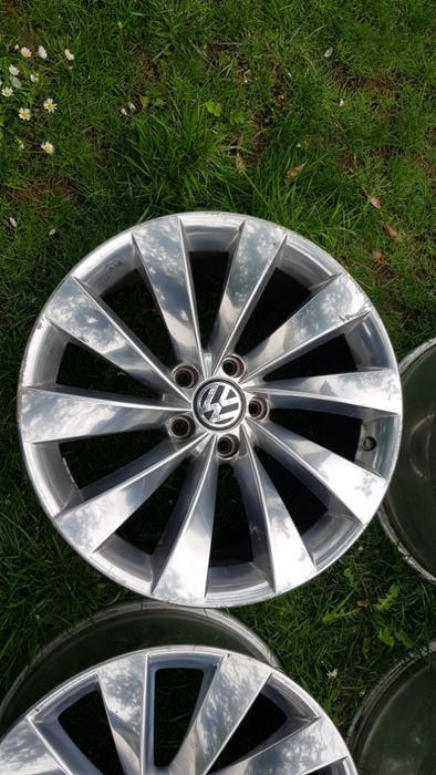4бр. оригинални лети джанти VW Interlagos 5x112 8Jx18"