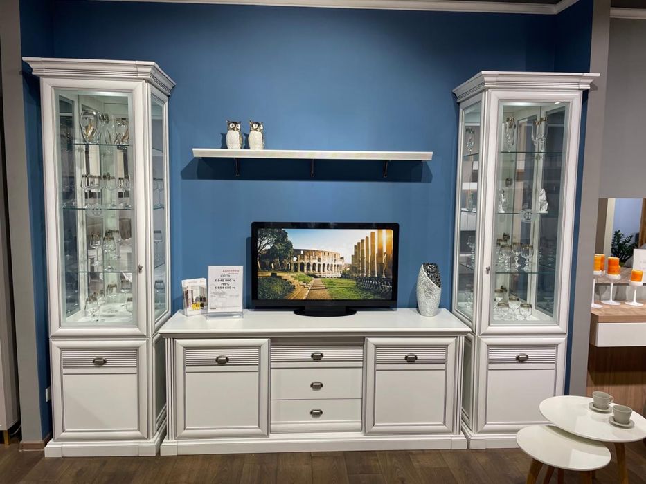 Продается мебель (гостиная)