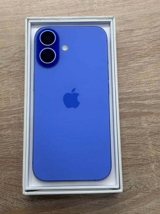 IPhone 16.     .