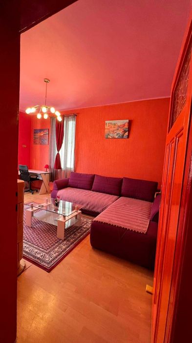 Дава се под наем Двустаен апартамент в София, Център - 55 кв.м за 600 € - Снимка #2