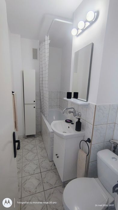 Închiriez garsonieră zona Decebal