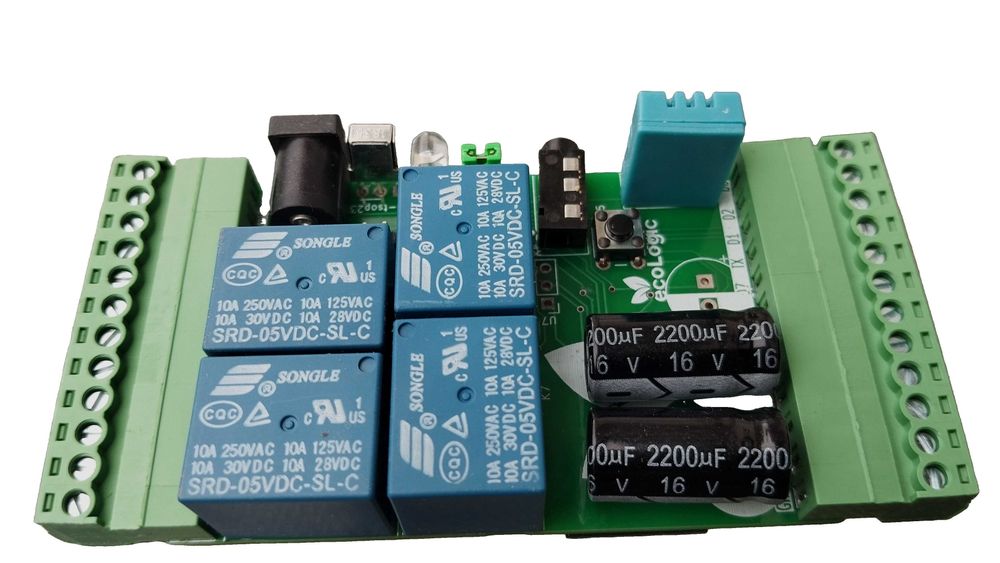 Dispozitiv Wi-Fi pentru controlul luminii și udării – fără abonament