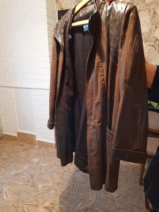 Продаю куртка женская