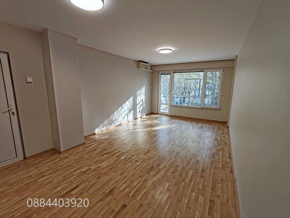 Продава се Двустаен апартамент в Варна, Център - 61 кв.м за 1329 €/кв.м - Снимка #6