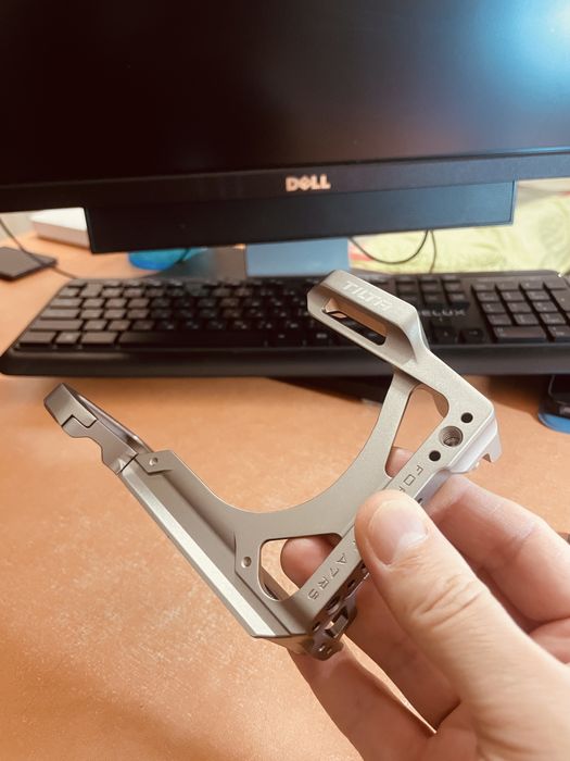 Клетка на Sony a7m4 итд