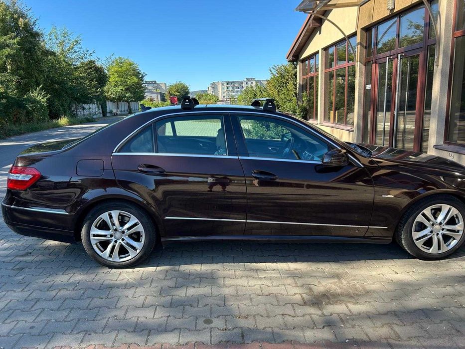 MERCEDES-BENZ E-Class 2011 — imagine 3