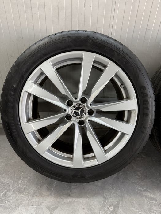 Оригинални Mercedes W223/V223 19’’, 8.5J, OEM A2234013100, комплект 4 бр. с гуми Goodyear, DOT 2821.