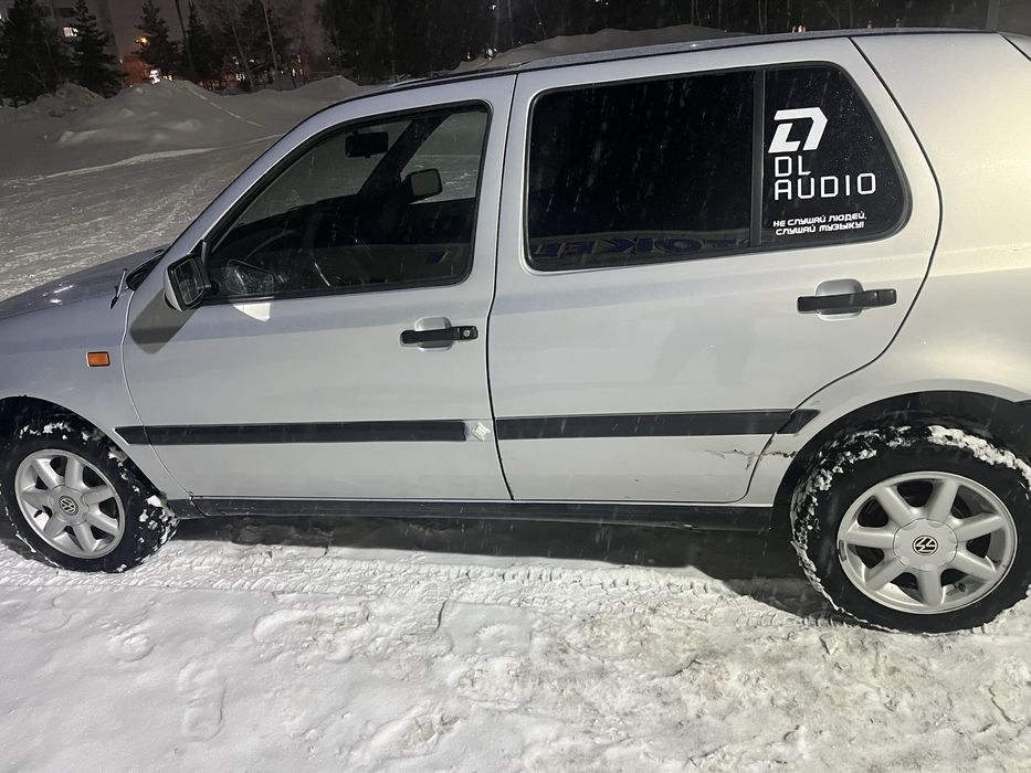 Продам гольф 3 .