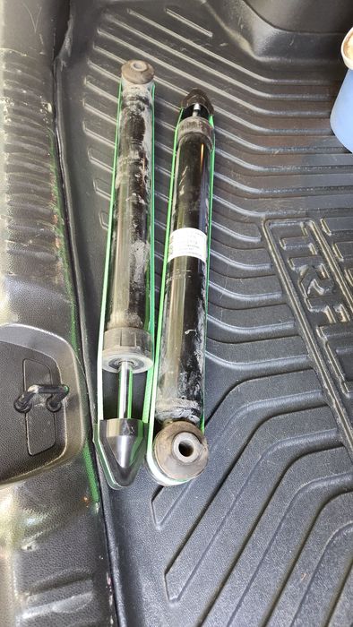 Продаётся амортизатор от Treker2