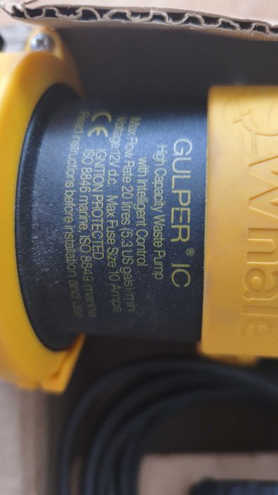Осушителна,трюмна автоматична помпа 12V Whale Gulper IC