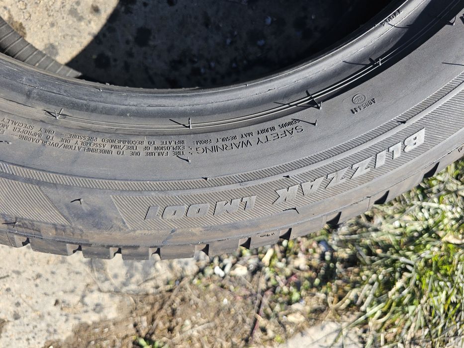 225 55 18 Bridgestone m+s 2023