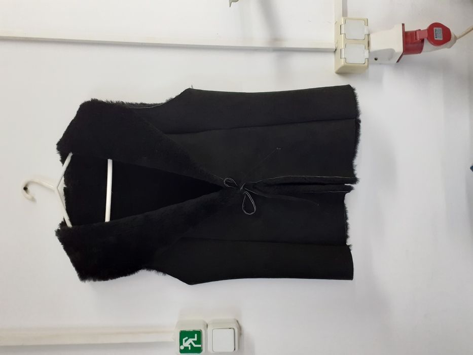 Елек от агнешка кожа