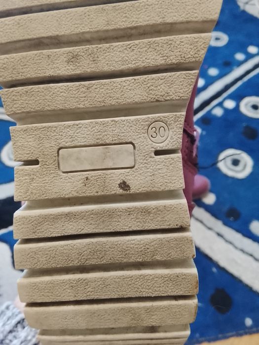 Donez cizmulite ptr fete Nr 30