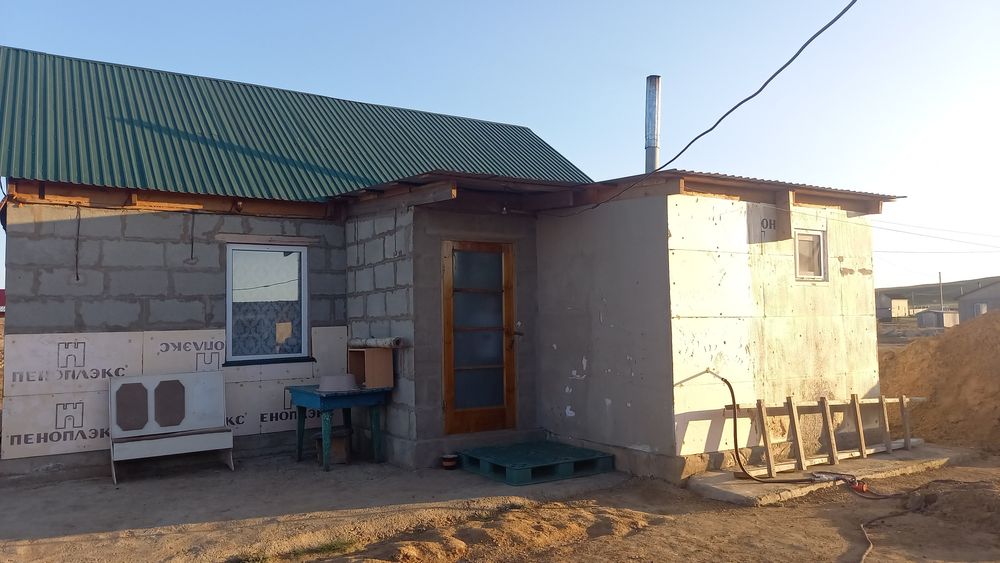 Продам времянку с участком.